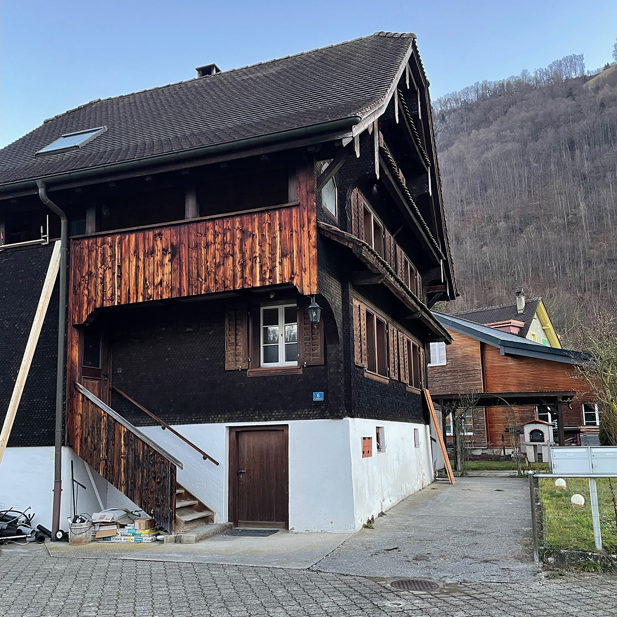 grosse Bretter mit Wandfriesen 2