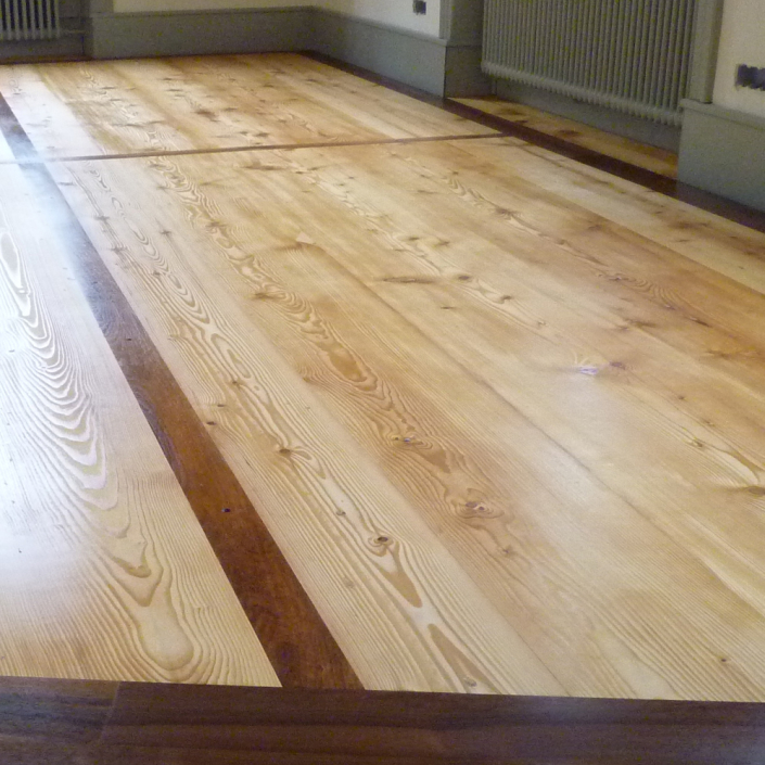 Holzboden nach Renovation 1.JPG